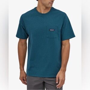 Patagonia men’s blue pocket tee slim fit.